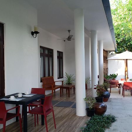 Vevu Villa Fenfushi Luaran gambar